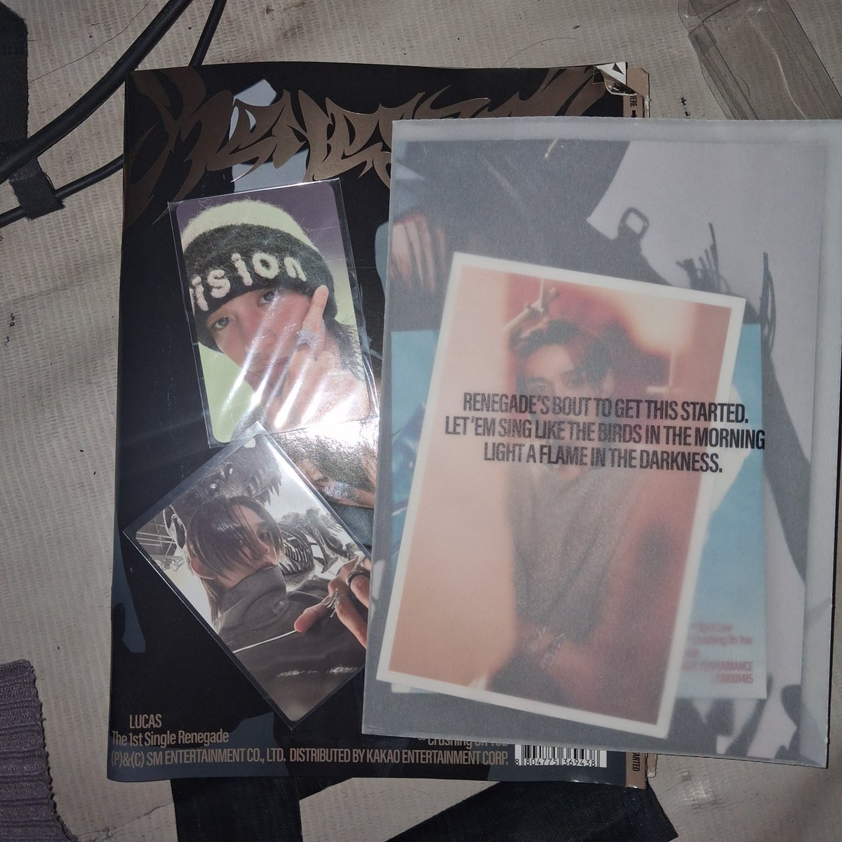 fenceas's tweet photo. Wts // want to sell

LUCAS 1st Solo Album RENEGADE [Photobook Ver B ]
Full set + POB 200k

Negotiable
Dom Semarang 
t. wts pc Lucas nct 
#WayV #LUCAS #NCT #wts https://t.co/t48LgbFSNf
