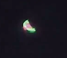 UAPWixy's tweet photo. 🚨Another sighting of the UFO over Tehran, Iran🇮🇷.

Captured on an I-Phone 17 Pro max..

https://t.co/mIEIiZcNrX https://t.co/nlSuyAi8GJ