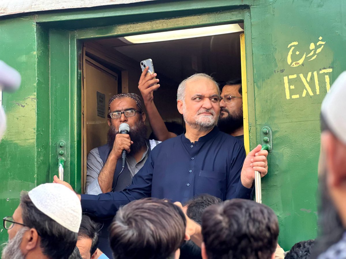 SafdarUmama's tweet photo. فتح کی سمت متحد بڑھے چلو بڑھے چلو 
لیوی بھتہ ختم ہو گا جلد عوام کو ریلیف ملے گا

JI March Islamabad
No More Bhatta Levy
 
#جماعت_اسلامی_لانگ_مارچ https://t.co/pMukvuzEd8