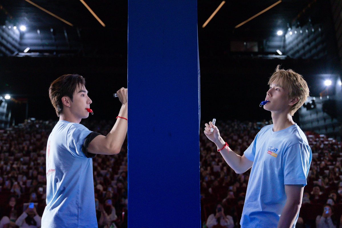 WeLoveSF's tweet photo. 🥰🫶แฮปปี้ซ้ำซ้ำ สนุกแบบจำไม่ลืมเลย✨️
กับ PHUWIN, PERTH, PERMPOON, DOMIIA ในรอบพิเศษ #SFFriendsScreening HENRY's First Dates ที่ SFW เซ็นทรัลเวิลด์ โรงภาพยนตร์ WORLD MAX CINEMA

📸ผู้โชคดีสามารถดาวน์โหลดภาพ GROUP PHOTO ได้ตั้งแต่วันนี้ - 28 ส.ค. 69
คลิกดาวน์โหลดภาพที่ 👉 https://t.co/gjz7Xnbgzq

นโยบายข้อมูลส่วนบุคคลเพื่อการประชาสัมพันธ์
ของบริษัท ฯ 👉 https://t.co/0r6bllYIvm

เงื่อนไขเป็นไปตามที่บริษัทฯ กำหนด

#phuwintang #PerthTanapon #PERMPOON #DOMIIA
#SFxPhuwinPermpoon
#SFxPerthDomiia
#SFxHenryFirstDates
#SFgenCinema 
#ดูหนังที่SF
#SFcinema 🍿❤