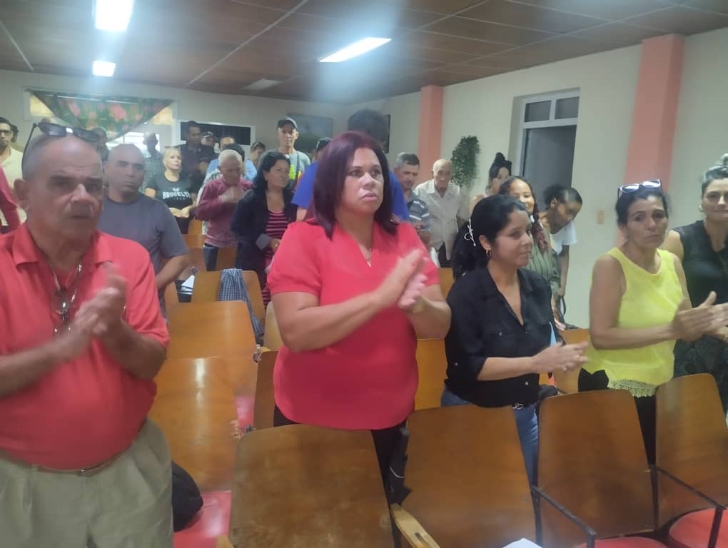 JatDpto's tweet photo. Asamblea Municipal Poder Popular #Jatibonico . Trigésima Quinta Sesión Ordinaria del VXIII Periodo de Mandato. Comprometidos con el #DesarrolloLocal del territorio.
#SanctiSpíritusEnMarcha https://t.co/w8lkm2UUwC