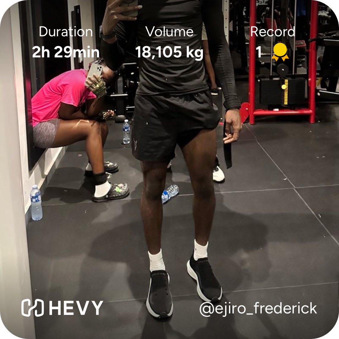 ejiro_frederick's tweet photo. 1/4 Leg Day ✅ https://t.co/6BBfh46Znw