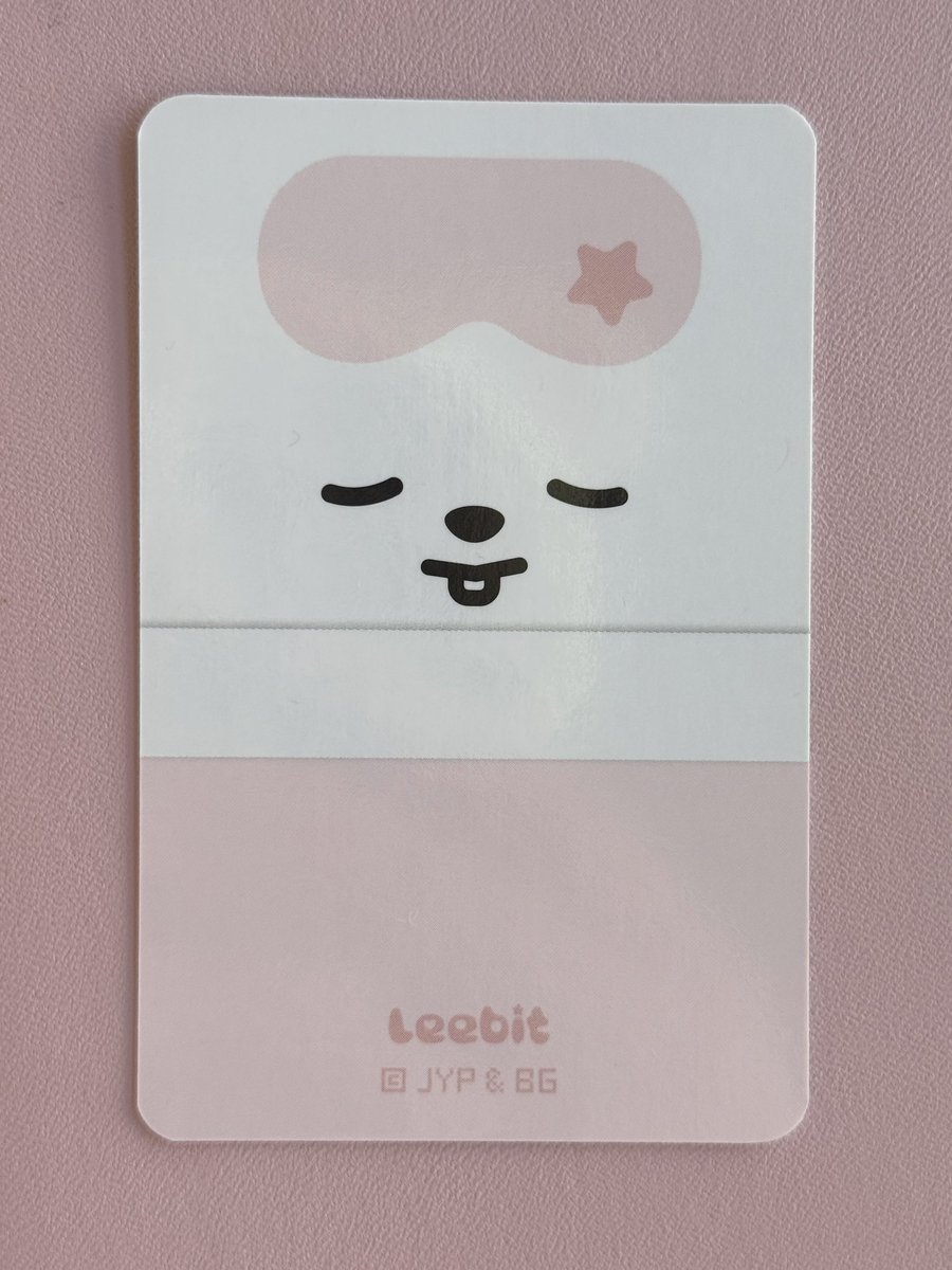 linodding's tweet photo. best photocard ever https://t.co/w2wxIcyMg6