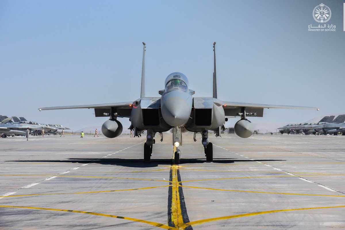 military_afair's tweet photo. والله تالله يالقيط الفرس أنك لم تشاهد شي حتى الآن ..     900 غارة تعتبر شي بسيط وهي بداية للجحيم الذي سينزل على رؤوسكم الدنيئة ياخنازير الصفوية .. بحوزتنا عشرات الالاف من اطنان الموت المخصصة لكم وللفرس وحصاد رؤوسكم سيستمر والالاف القتلى الذين نفقو منكم في الأشهر القليلة شي قليل وماشفتو من الجمل الا اذنه .