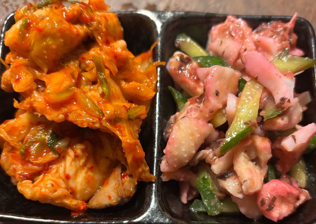 Naokiikvy's tweet photo. 皮キムチと梅水晶めっちゃ美味しかった！
初めて作ったけど上手くできた！ https://t.co/Zn4xaAP9zk