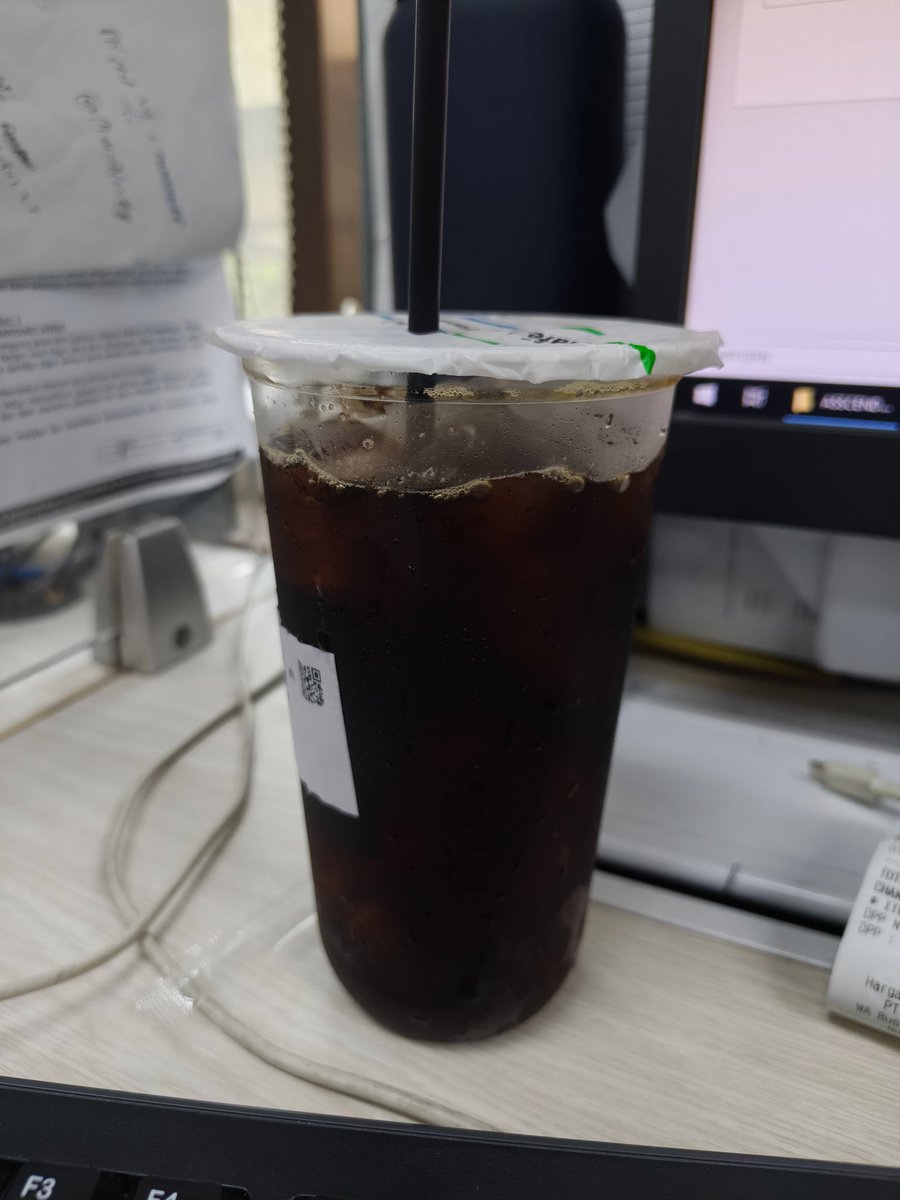 kaiabriella's tweet photo. Minuman buat kita nemenin kerja pagi. Biar mata melek 😍 https://t.co/maw9u1QcpG