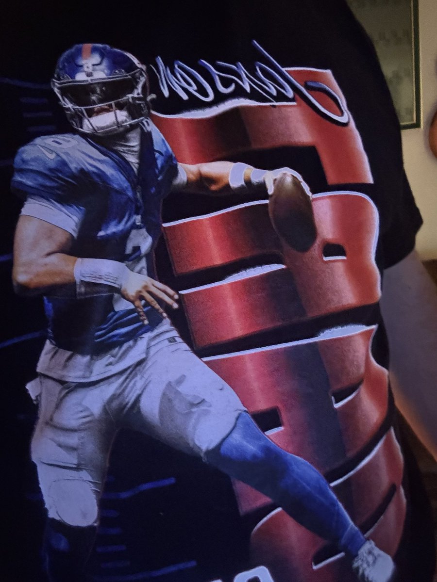 PeytonThomas41's tweet photo. What the fuck https://t.co/iKrfD7DE6Z