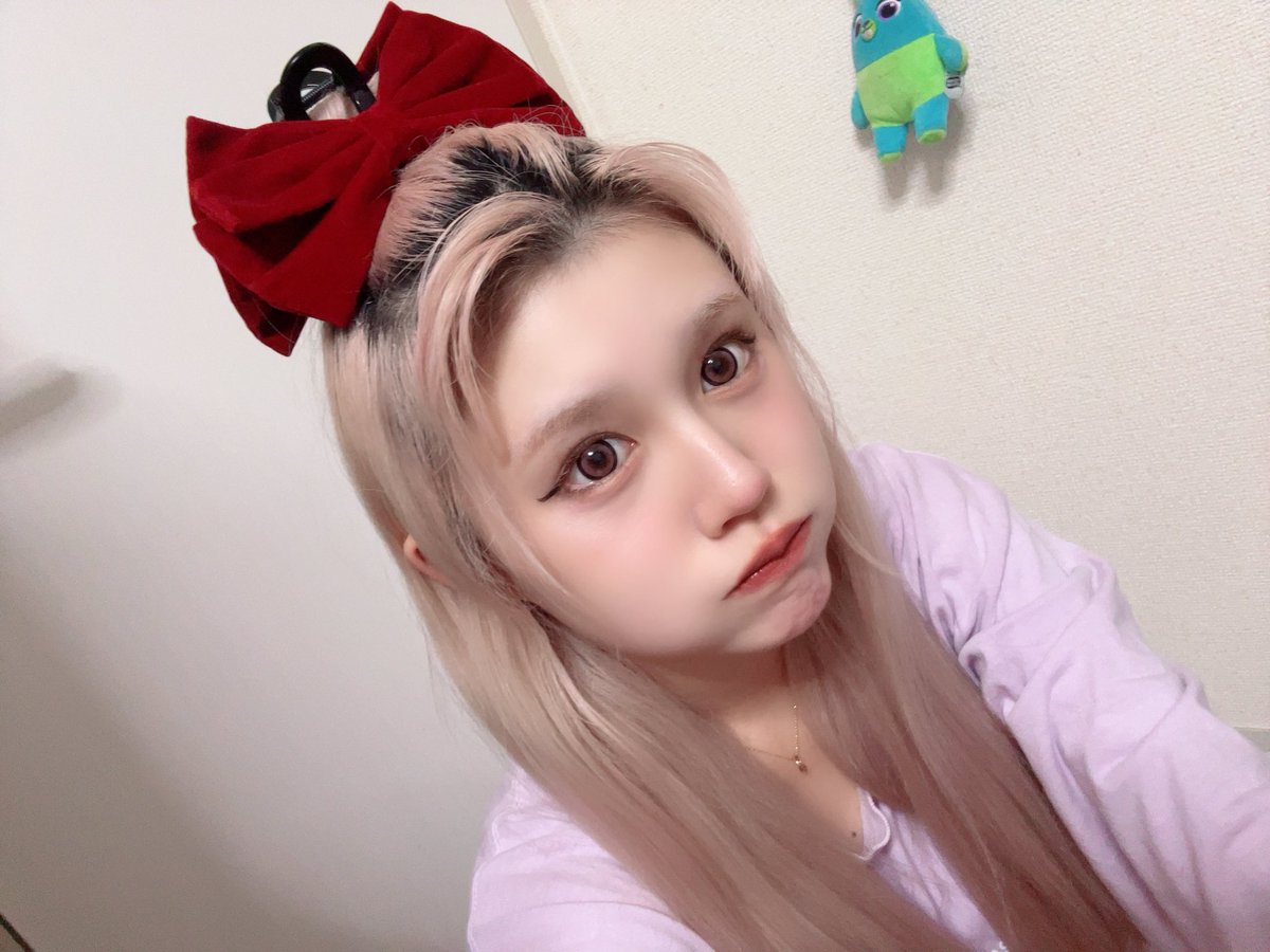 musha_shion's tweet photo. おはよーーー🎀❤️
WEGOでかわいいリボン見つけまひた🐈 https://t.co/yLpAA86Nsd