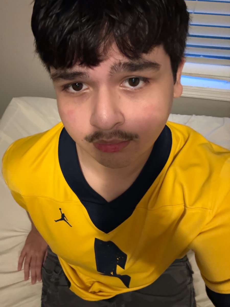 stere0boi's tweet photo. Sometimes I wish it were me https://t.co/zH0xadRrtN