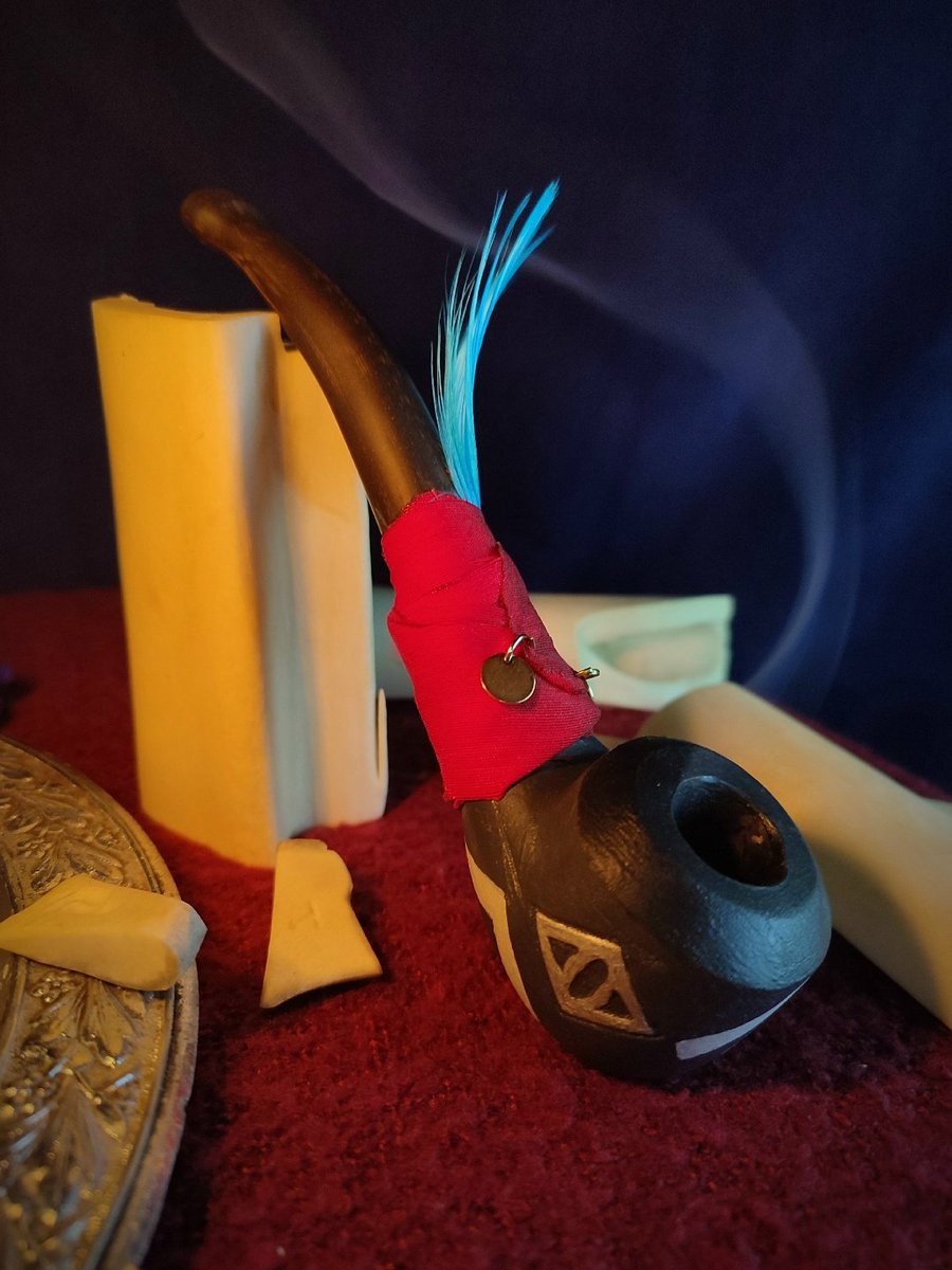 Sobaka_FPS's tweet photo. #SeaOfThieves #BeMorePirate @SeaOfThieves 

One of the ritual pipes of the Order of Souls. https://t.co/JS04DYvNPk