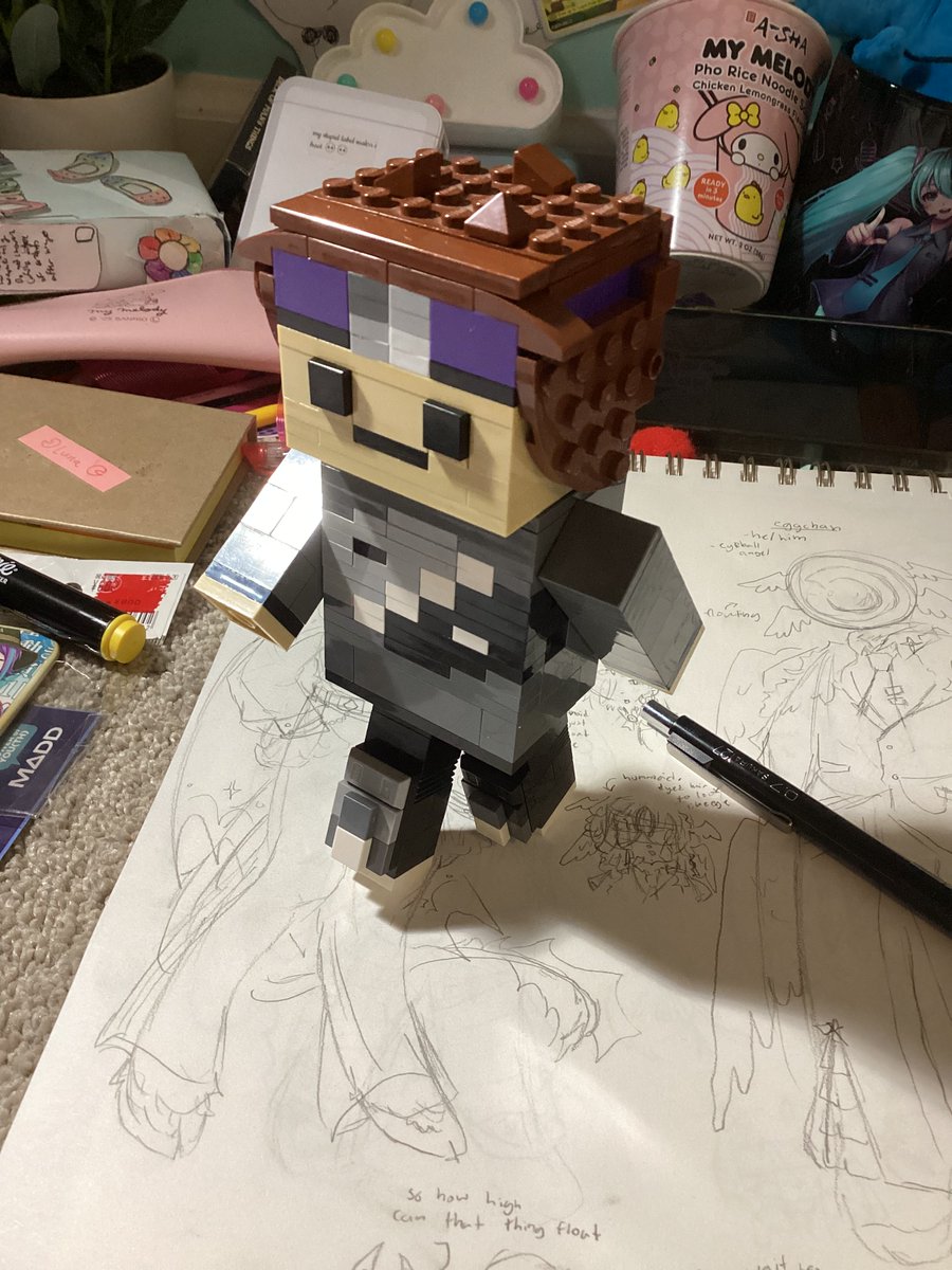 nullaby27's tweet photo. I NEED EVERYONE TO SEE WHAT MY DAD MADE FOR ME OH MY GOD IM SO JOYFUL IM WHIMSICAL EVEN. #wifies #lego #imsofuckinghappyicouldexplodeheyyouknowwhoelseexploded https://t.co/gLbS8Bwvm7