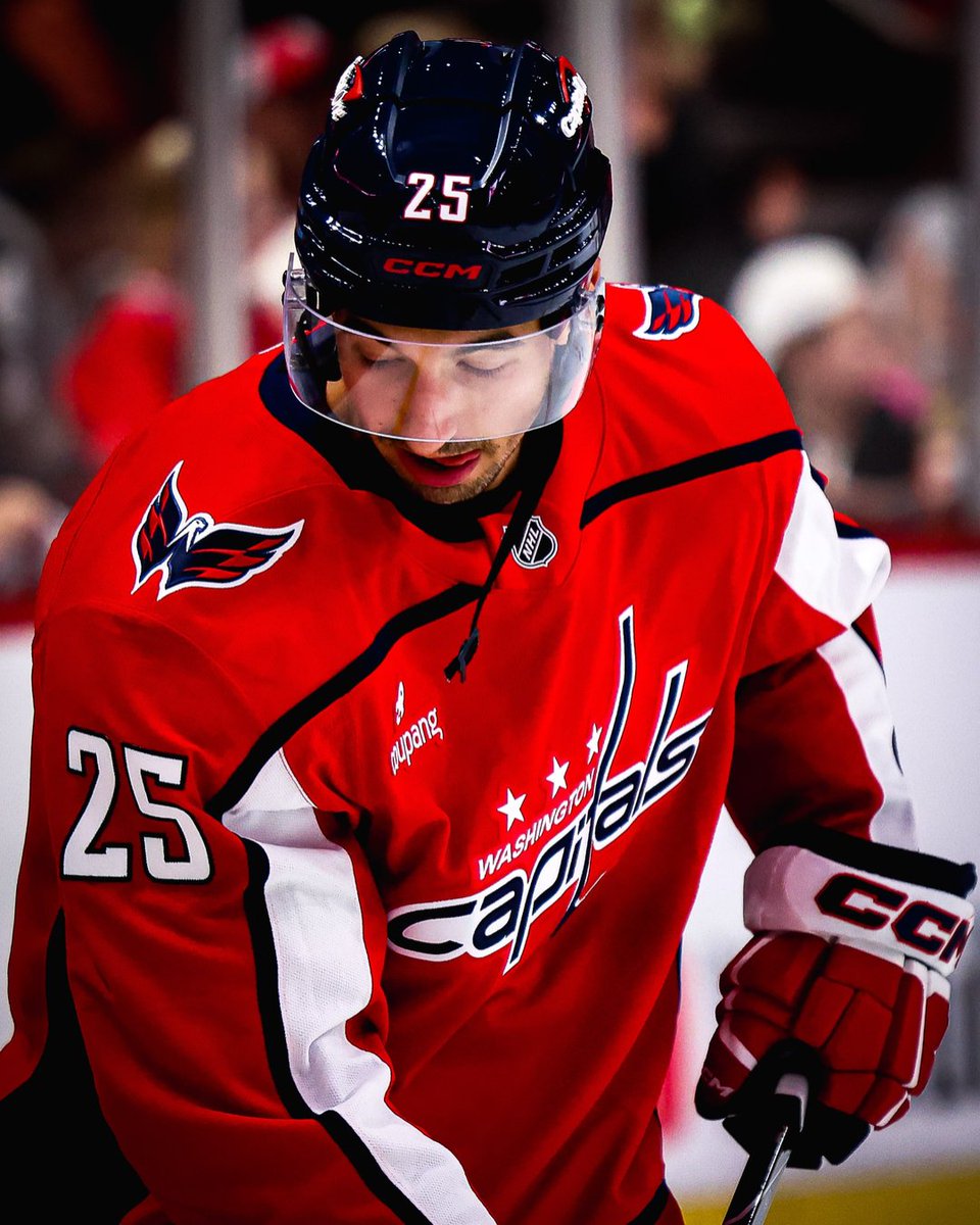 Welcome to Washington, Jordan Kyrou! 🦅

(via @​Capitals) 
 [▻](https://video.twimg.com/amplify_video/2102187324016877568/vid/avc1/1080x1350/GzE33h3mkxlctpCV.mp
