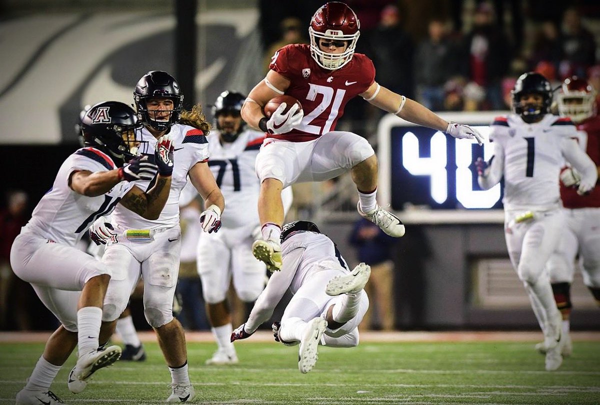 max_borghi's tweet photo. Finally finding my way back home!! Let’s pack the stands and beat the brakes off of Arizona. GO COUGS!!! @WSUCougarFB https://t.co/yMZFq4yel1