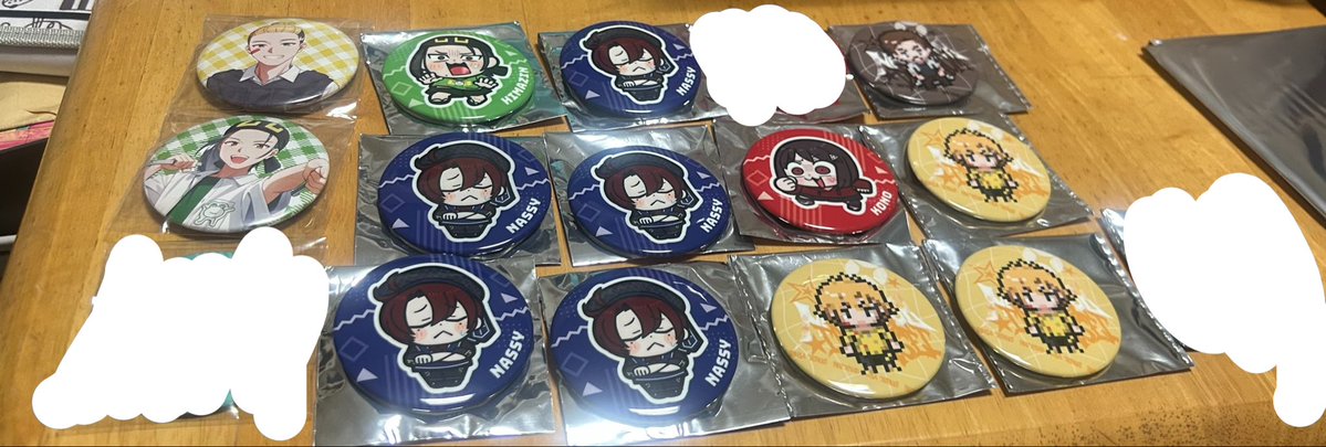 aruru_115's tweet photo. 【ニート部フェス交換】

求:同種🕶＞同金額の異種🕶＞定価、値段なしのものの買取(交換優先のため交換先が見つからなかった場合のみ)
譲:缶バッジ⚡️🌻🔺🍐🥼、その他画像のもの

 #ニート部交換 https://t.co/nzml41NiJZ