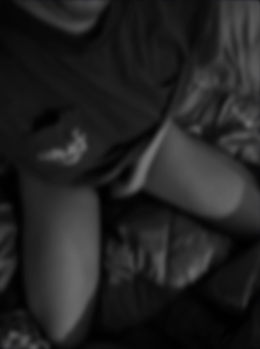 ceeyenn's tweet photo. touching myself cuz no one wanna help me ;( https://t.co/cdSv9VAQCE
