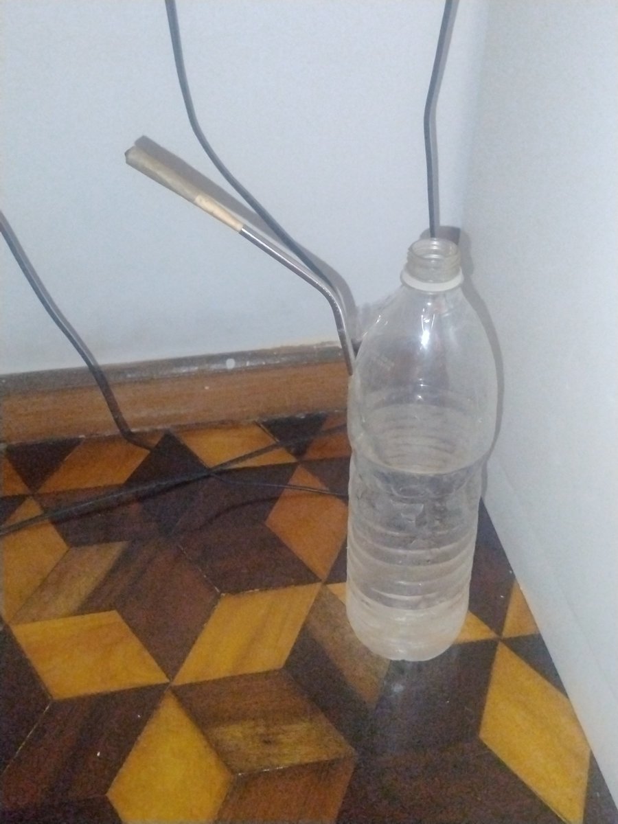 jota_efi_'s tweet photo. vsfd eu sou mt desgraçado mano
- tenho lab amanha e quarta
- tenho prova quarta e quinta
- tenho trabalho pra amanhã
- tenho q ler 60 paginas de um livro pra amanhã
+ etc.
✓ oq eu fiz:
- lista das coisas pra fazer
- bong caseiro garrafa de 2L todo fudido
vamo ver se dá certo https://t.co/1xMvb6pmyl