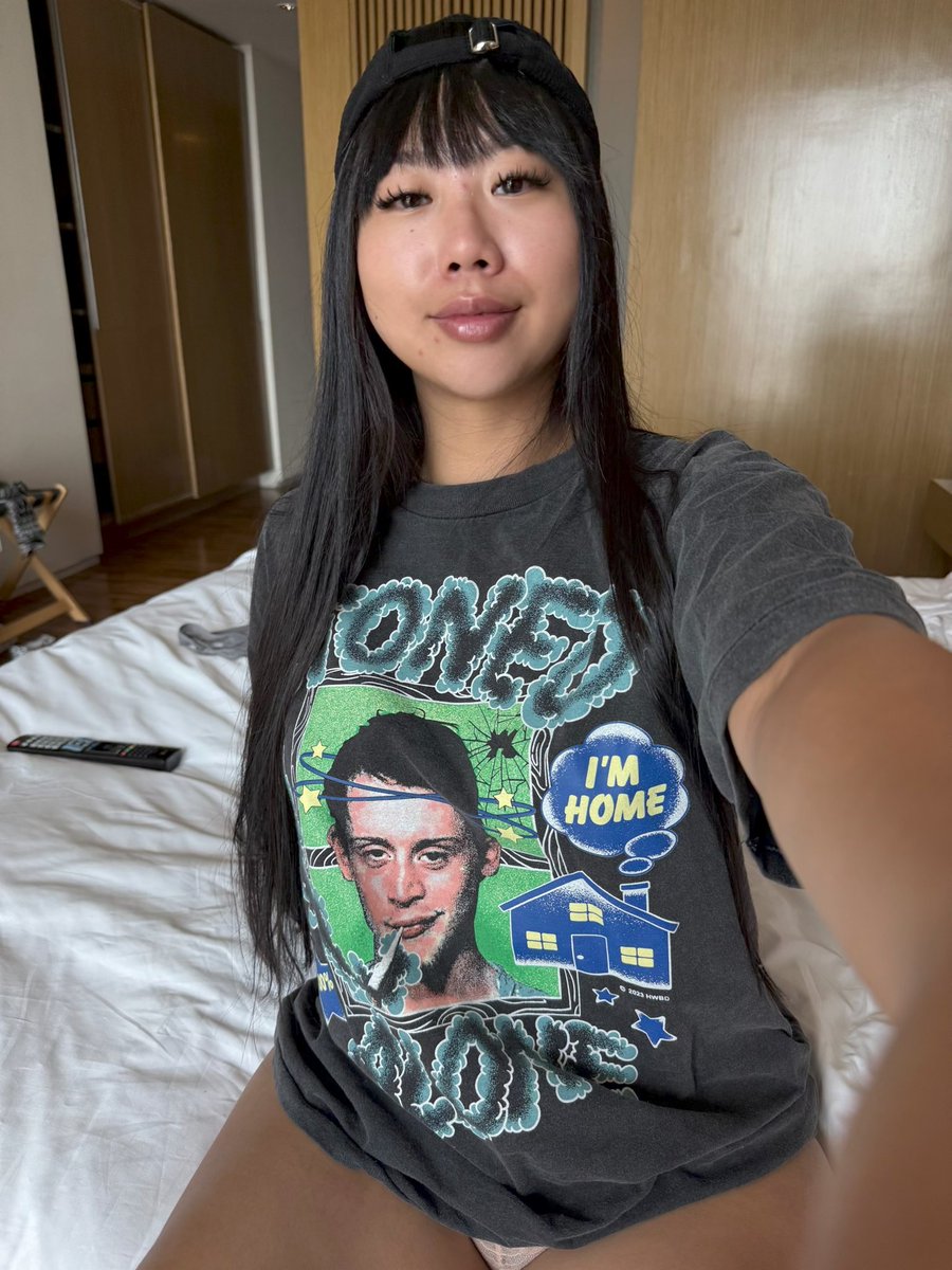 jillbunny2's tweet photo. wyd tonight? https://t.co/4Xo4p7ITTK