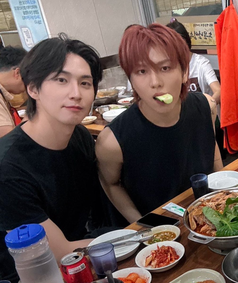 ptgKREZ's tweet photo. 하하하하하하
아행복해... 내 신킨 ... https://t.co/8trFMDwTK1
