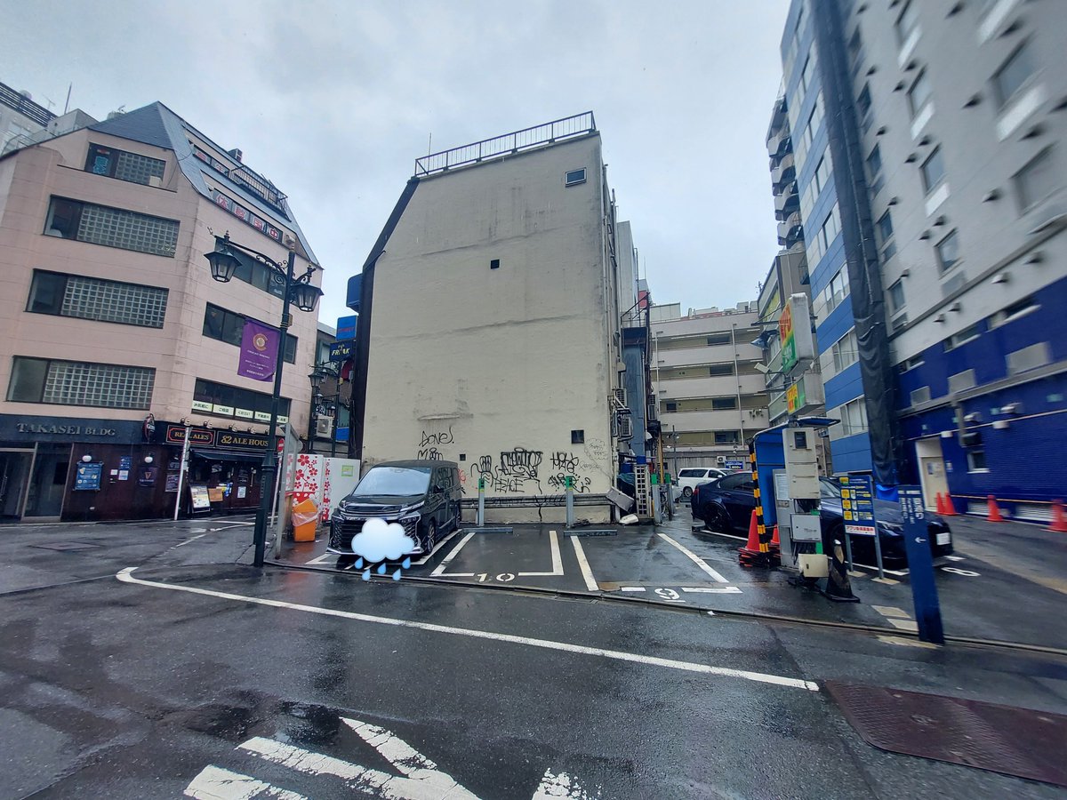 Kunio1126's tweet photo. この駐車場だな。間違いない。

"かとうかず子 新宿で映画鑑賞、駐車場料金に「びっくりしました」2時間33分の駐車で映画の数倍" https://t.co/Q4zlCcvAPB https://t.co/ALrHpcre7n