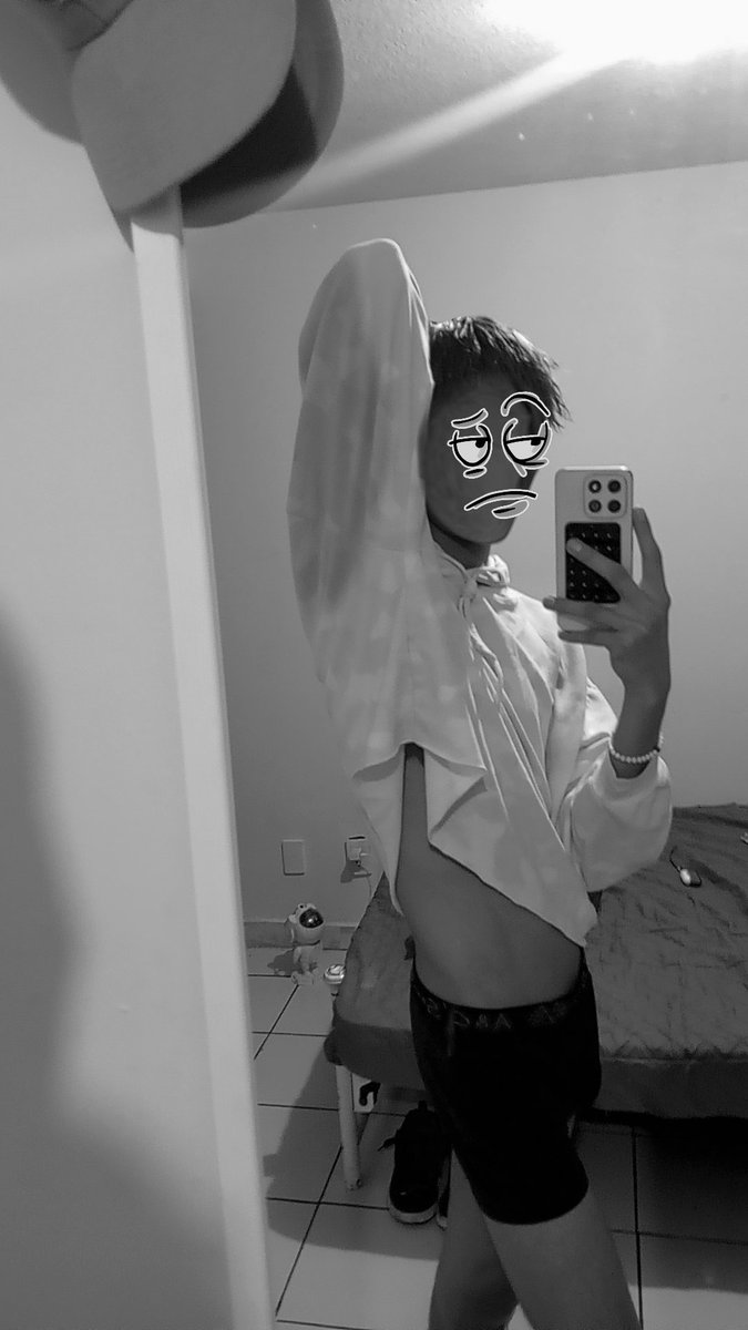 KevinFlore88749's tweet photo. Manda dm 🤭
#twink #virałpost  #TrendBet  #boy #chicos https://t.co/2Mep0BUo3K