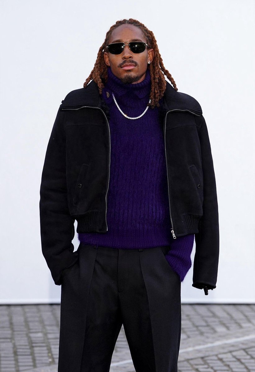 DjedSpenceHQ's tweet photo. 📸 Djed Spence at the Burberry Summer 2027 show in London today. 🇬🇧✨(1/3)

[via @GettyImages] https://t.co/yPr3fXMgWN
