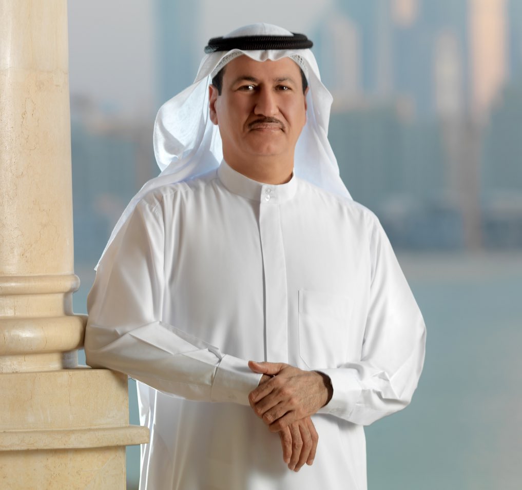 Manutd_addicts's tweet photo. 🚨🚨🚨

HUGE BREAKING:

Emirati Business man Hussain Sajwani owner of Damac is interested in Buying ALL of Manchester United.

Being a global luxury property developer he would be involved in building the new stadium.

His Son has talked him into making an attempt.

#MUFC https://t.co/GeDhR2M8oP