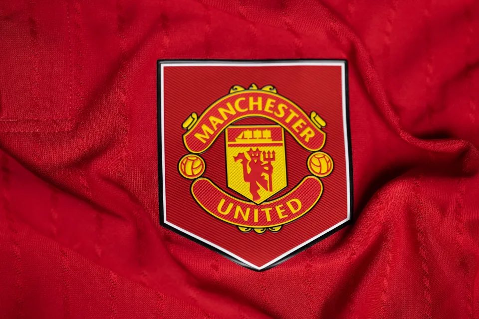 Manutd_addicts's tweet photo. 🚨🚨🚨

HUGE BREAKING:

Emirati Business man Hussain Sajwani owner of Damac is interested in Buying ALL of Manchester United.

Being a global luxury property developer he would be involved in building the new stadium.

His Son has talked him into making an attempt.

#MUFC https://t.co/GeDhR2M8oP