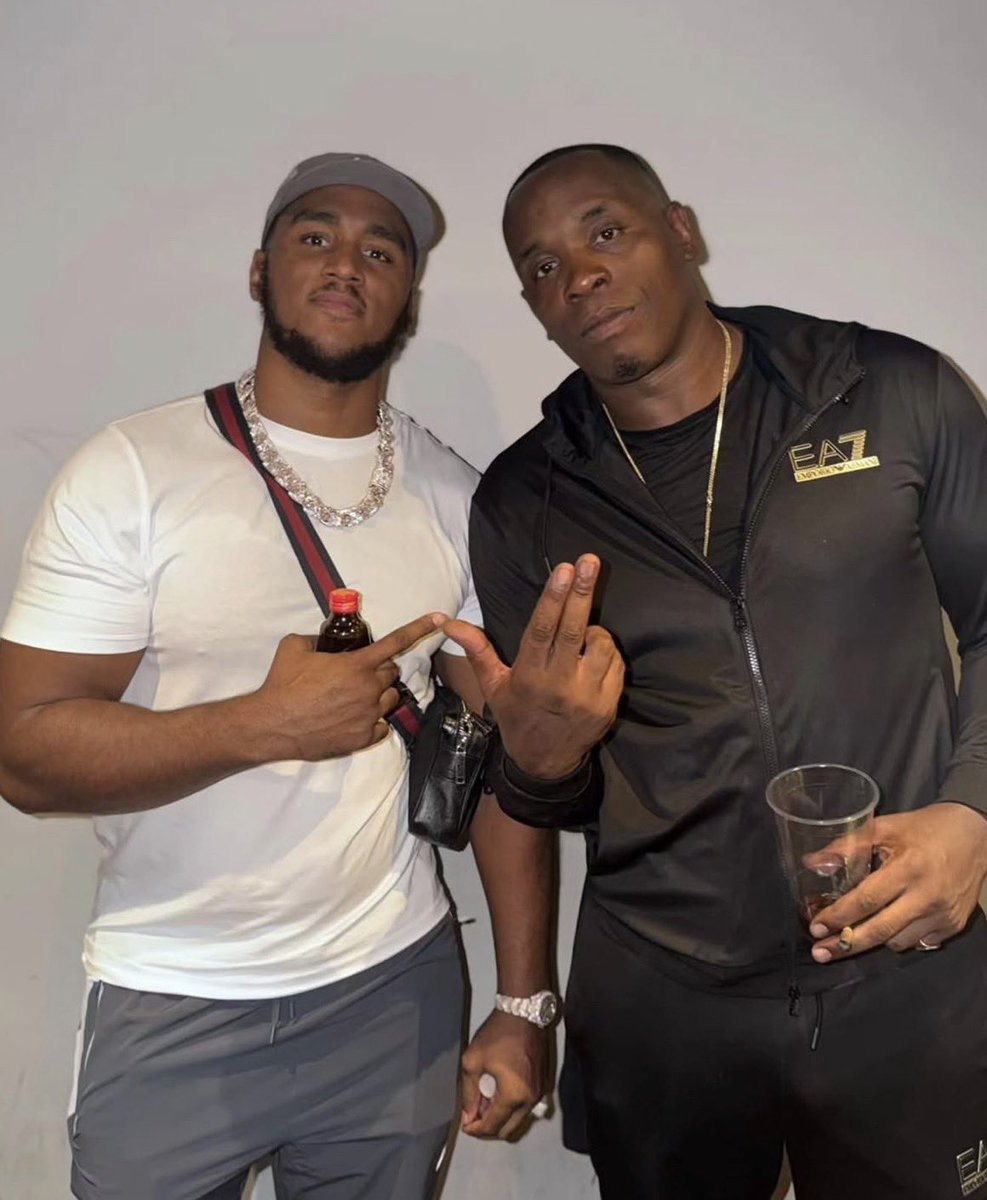 BigDogYoGo's tweet photo. Me n Bro RM at his first Headline show
In Brum it was 🔥🔥🔥🔥🔥 https://t.co/a346wAsnk0