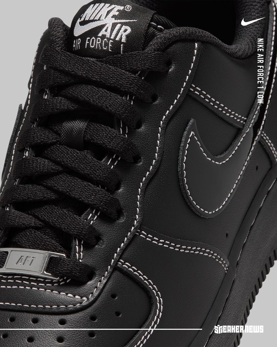 SneakerNews's tweet photo. It's hard for us not to think of Travis Scott's "Phantom" with this AF1 🤐 

This stealthy contrast stitch pair should be dropping for Fall/Winter  

Read more: https://t.co/XBeUEzGwi6 https://t.co/2iyvR2oMki