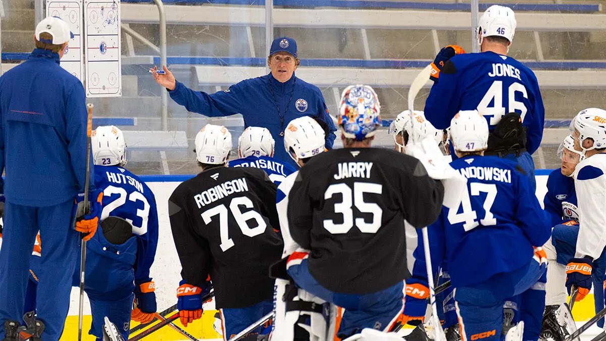 TSNHockey's tweet photo. From @martybiron43 on @DominosCanada That’s Hockey - Are the Oilers better, worse or just different in 2026-27? https://t.co/V7eSxqpWzL

#DominosThatsHockey https://t.co/iv3lZcXe0Y