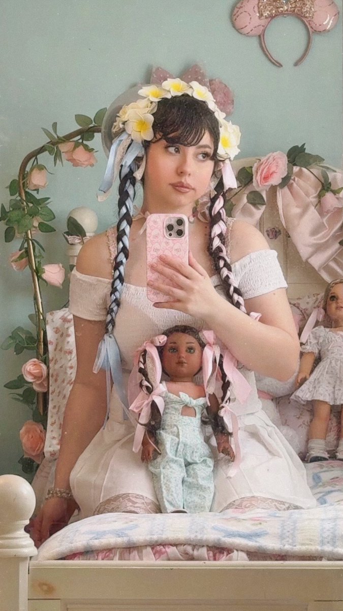 paste1ita's tweet photo. #happyhispanicheritagemonth to my fellow latina doll collectors 🇳🇮🎀🇨🇷⟡ ݁ . ⊹ ₊ ݁. https://t.co/Ws1nxrVe7c