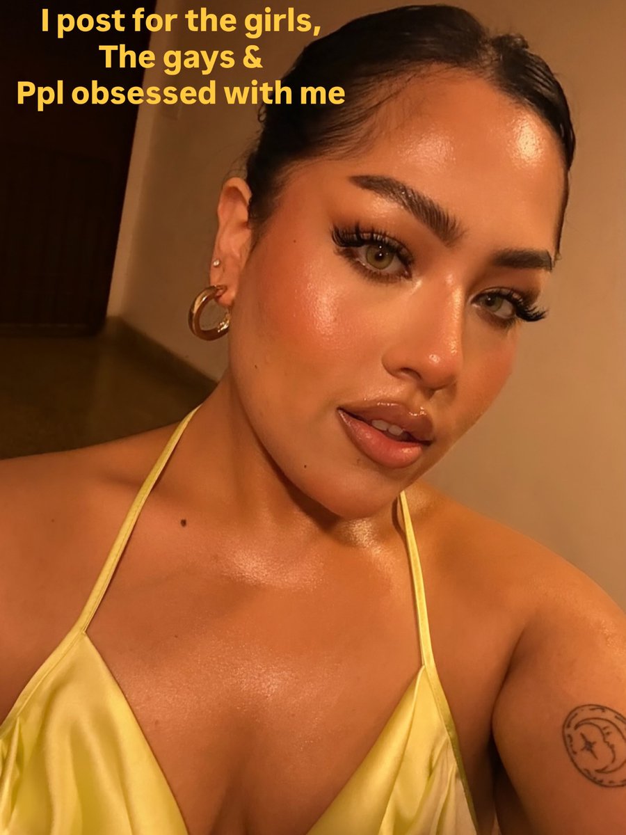 ada_ahin's tweet photo. Made for warm lights and good makeup. Products used: Refy Malaya cream blush, Patrick Ta She’s Left Me on Red, Rhode lip pencil and glazing milk, Too Faced concealer, Huda Beauty powder, NYX lip smudge, Anastasia Beverly Hills brows, Rare Beauty https://t.co/g12yr8b9EA