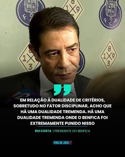 cacaudessert's tweet photo. Não sei se é pior a ver o Rui Costa no fim do jogo do #FCPSLB a queixar-se da arbitragem ou o silêncio da equipa de marketing do Pingo Doce 😌 https://t.co/lLh6ZeWNqm