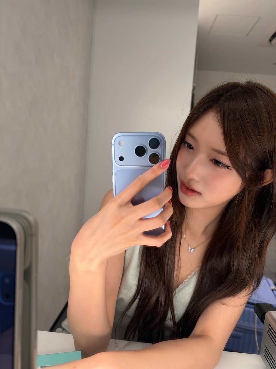 picsleeseo_'s tweet photo. leeseo instagram update https://t.co/sbyV6ZCVCJ