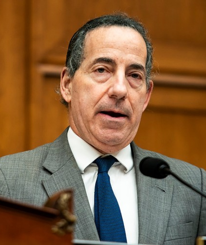 TheWorldEye_'s tweet photo. BREAKING: US Rep. Jamie Raskin slams Trump’s proposed DC-Virginia triumphal arch and renews push for Washington, D.C. statehood.

#USPolitics #DC #News https://t.co/43s4C0YCjx