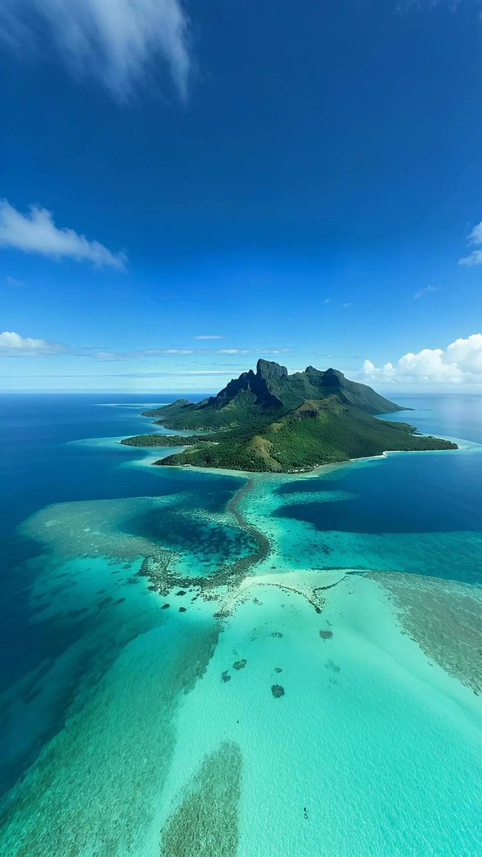 NaturalEye78321's tweet photo. Bora Bora https://t.co/Gj522nDrnD