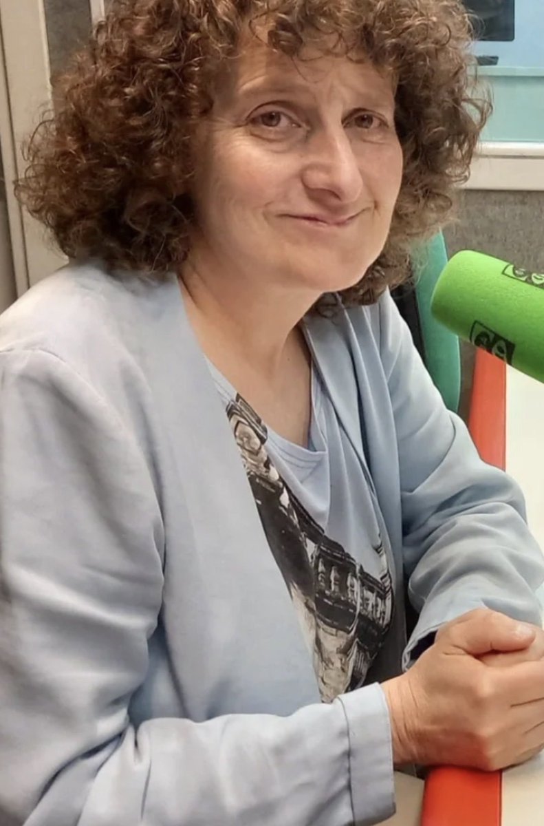 guidoprincesa's tweet photo. Estas dos mujeres, alcaldesa de Santiago y subdelegada del gobierno, son las máximas responsables de lo ocurrido hoy, y teniendo en cuenta que se sabía lo que iba a pasar, tendrían que responder penalmente. https://t.co/9Z8GmbSS6P