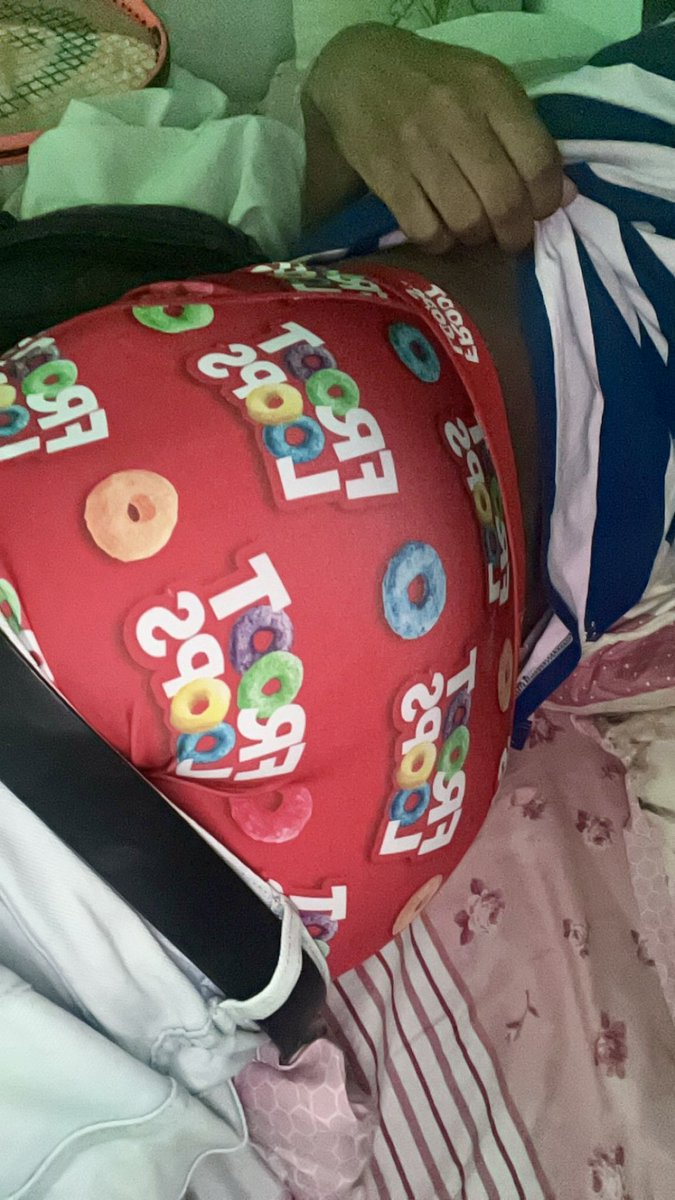 AJS_18_'s tweet photo. 🥣 Bon Appétit #cereals #fyp #FrootLoops https://t.co/z5UzGx1KZU