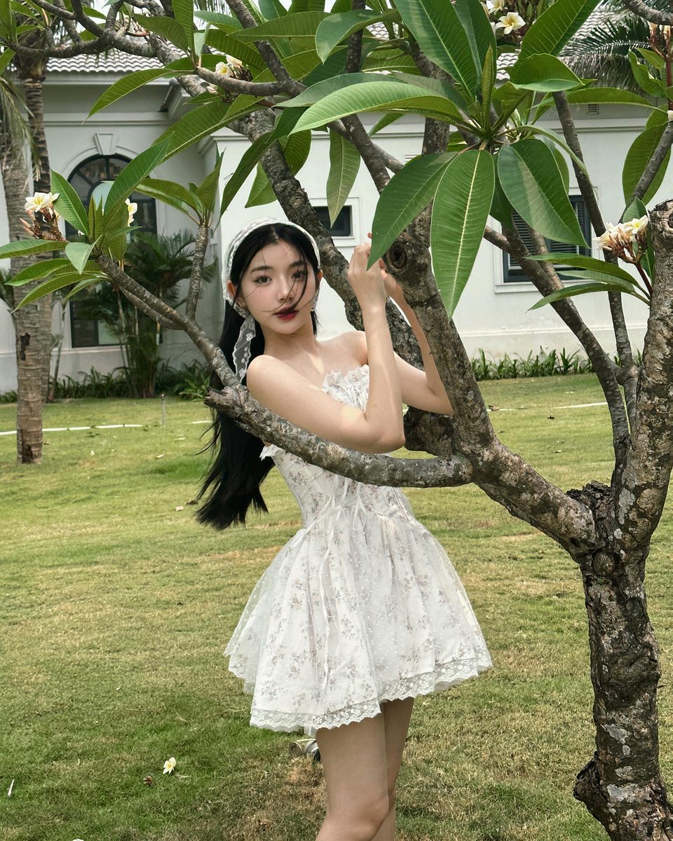 MelodieCal9li's tweet photo. Wassup 🌍 Just dropping by to say: you are stronger than you think and today is full of possibilities. ���
WGppge https://t.co/OSwvhFjhOZ