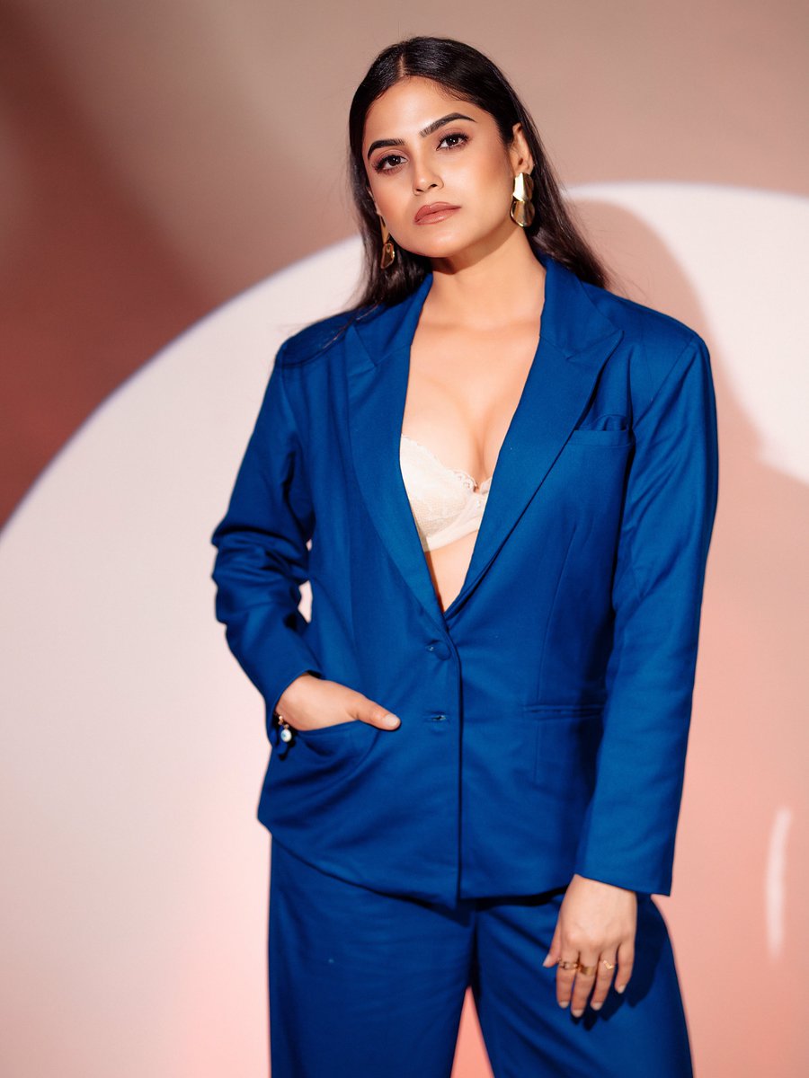 megastardxb's tweet photo. Bollywood Actress Naina Ganguly | Megastar DXB

#srk #salmankhan #shahrukhkhan #foryou #makeup #fyp #bollywood #ootd #india #pakistan #trending https://t.co/0Uu45CIFAV