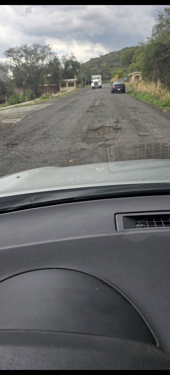 FFmanzo's tweet photo. @CitlaHM
@lopezdoriga  carreteras en MÉXICO https://t.co/Va9eQKn7xy