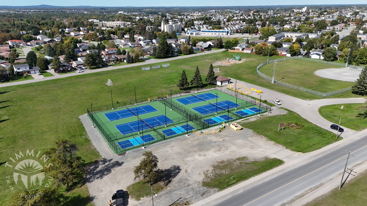 CityOfTimmins's tweet photo. We're dill-lighted that the new #tennis and #pickleball courts at Leo DelVillano are thisclose to being open. #recreation #timmins https://t.co/30cQAUtVqG