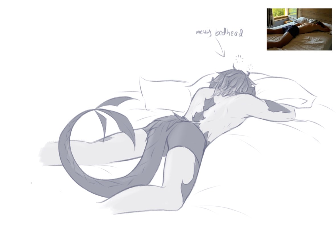 yinsanyun's tweet photo. he is waking up now bc it is almost raid time in a few hours, he’s essentially nocturnal bc i usually play at night so he has to get his sleep in while im at work during the day. here’s a relevant sleepy lizard sketch i did a bit ago https://t.co/qcuNv9oTzY