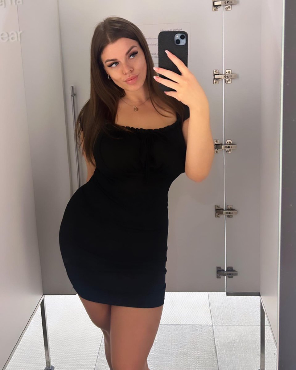 ferdikoylu's tweet photo. Kim K in real life. https://t.co/VyR4QuOD5O