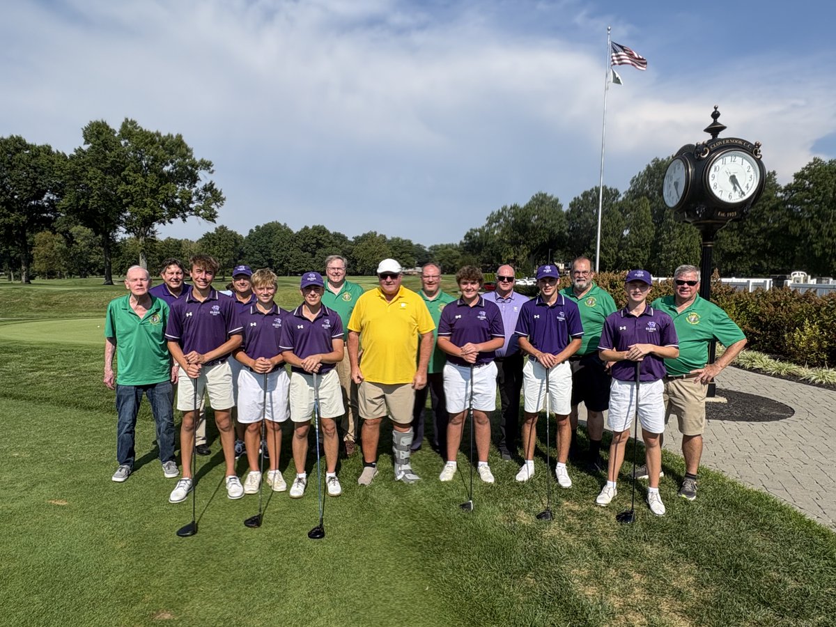 ElderHighSchool's tweet photo. The Knights of Columbus St. Patrick Council #1747 presented Coach Drew Lammers and the Elder Golf 

Team with a check in the amount of $500.00 in remembrance of the late Deacon Bill Brunsman, Elder Class of ’54.  

Bill’s son, Greg (pictured in a yellow shirt), joined with fellow members of the St. Patrick Council to present the check and speak to the team.

#Altiora