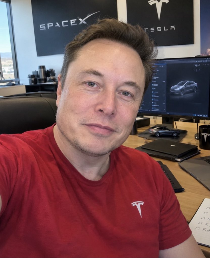 rocket__man791's tweet photo. Is the Future Built by Dreams 
Yes or No? https://t.co/wga4lxjH9m