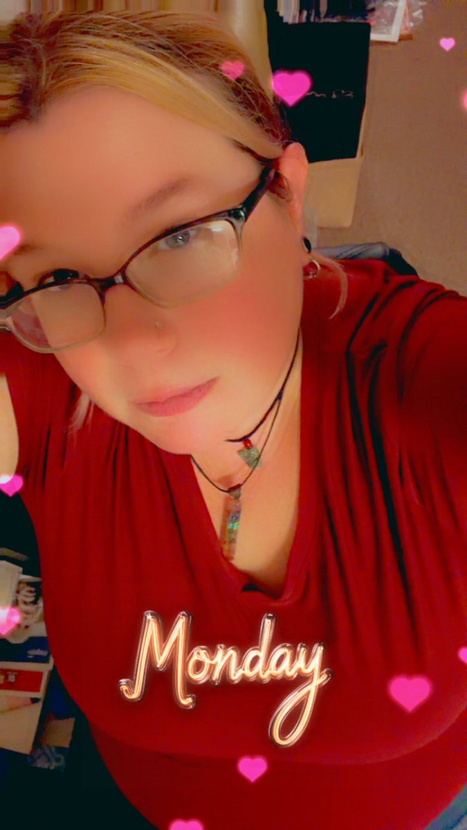 kepsis85's tweet photo. Happy Monday everyone!! 🫶🏻💜🖤🔥❤️‍🔥☠️🥰 https://t.co/dDXqHyA6Dz