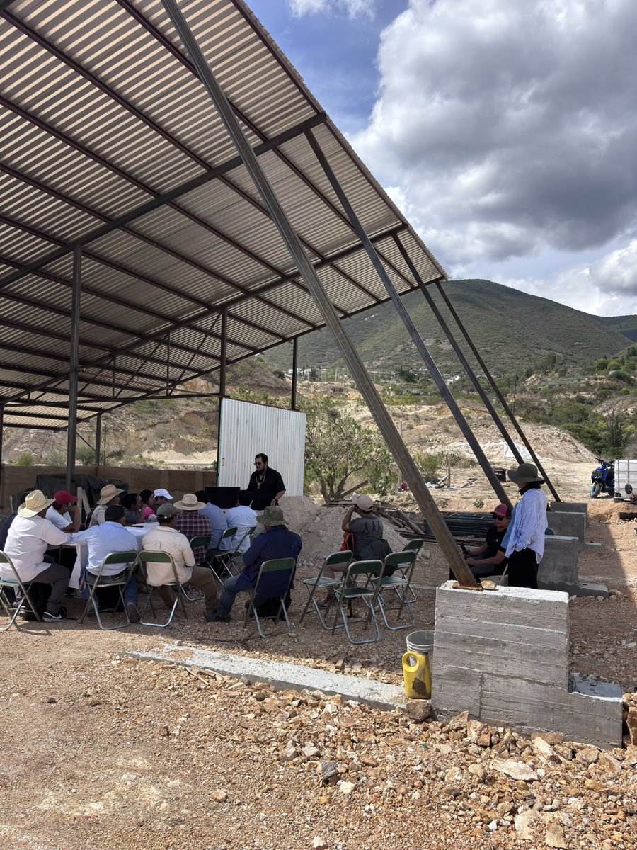 Azocar87's tweet photo. Lisnu / Cooa 
#arquitectura #Oaxaca https://t.co/wfkHqWTjXn