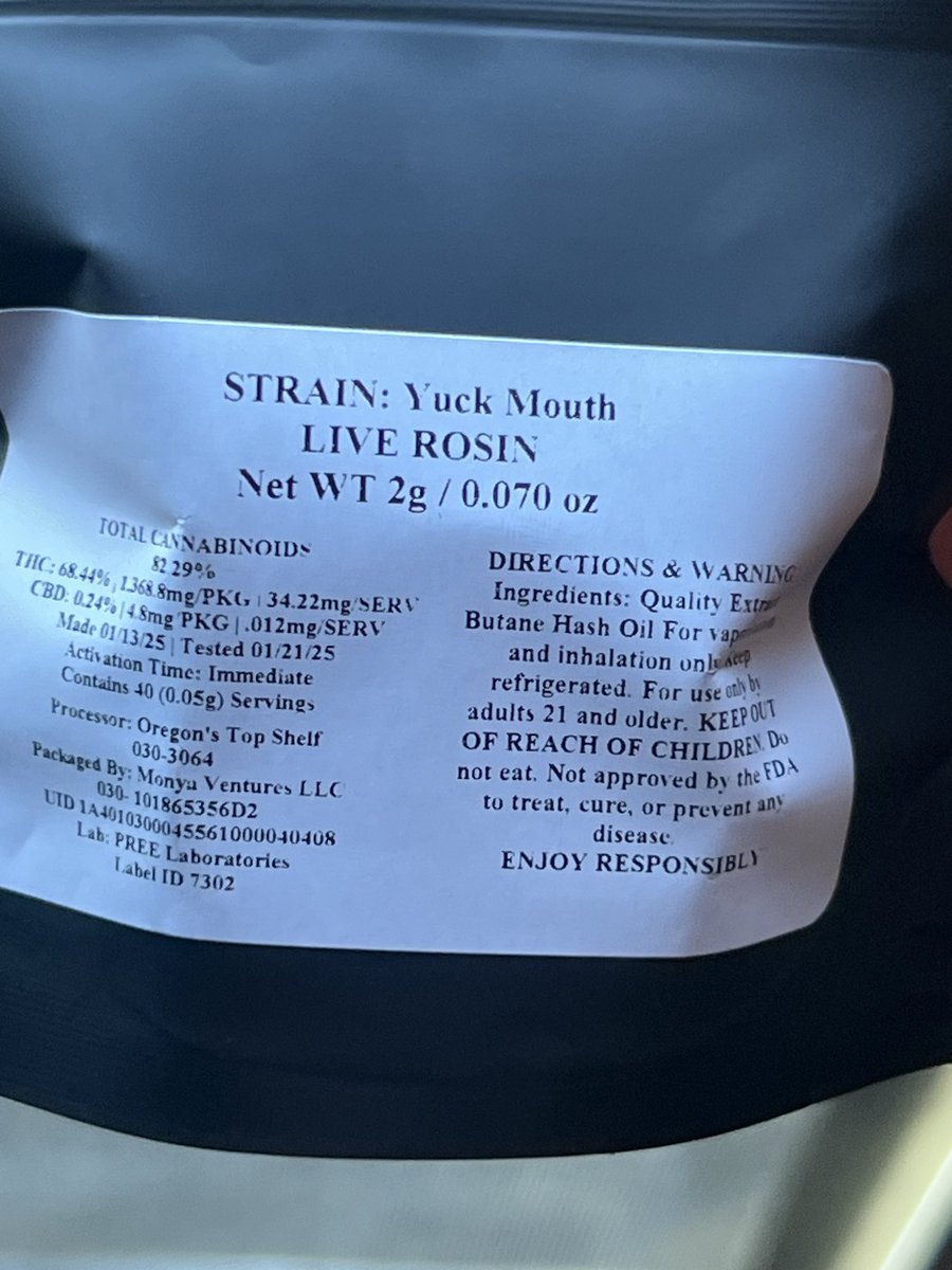 missnhippi's tweet photo. Ran up on a deal at the dispensary today. I got 2 grams of live rosin for 15. Gonna try it out later tonight and I’ll give an update. https://t.co/ifQsXR5Czu