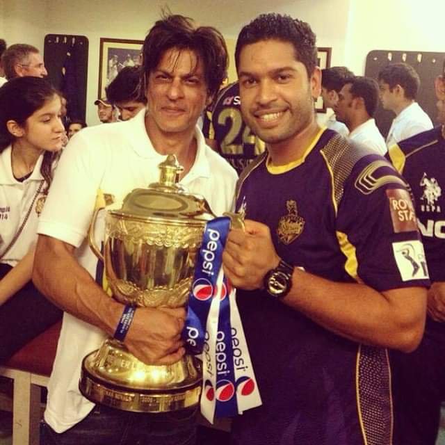 Rokte_Amarr_KKR's tweet photo. Happy Birthday, Debabrata Das! 💜

✅ Known as a hard-hitter during his time.

✅ The Only Bengali Player to win 2 Trophies with KKR.

✅ In one match, Gautam Gambhir gifted him his own Player of the Match. https://t.co/EEmSkn9Sht